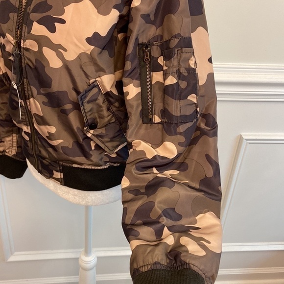 Gap bomber jacket - Picture 5 of 11